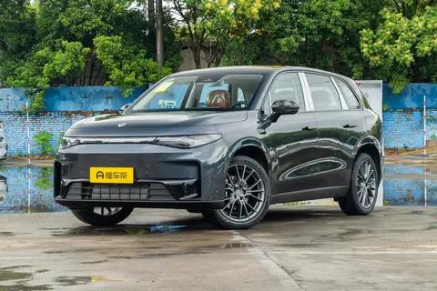 2026款零跑C10:终身质保+800V快充+5.9s破百，Model Y车主破防?