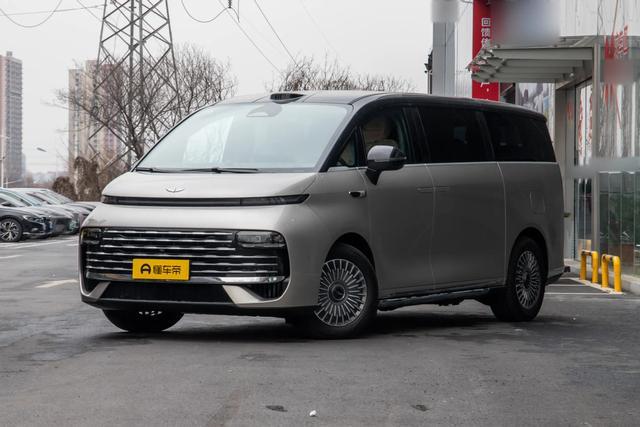 27万起的大空间MPV，全家出行到底够不够用？银河V900试完有话说|座椅|底盘|车顶|mpv|后备箱|车尾轮廓_订阅