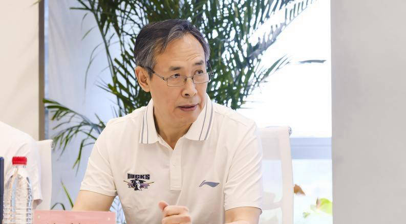 换帅在即!许利民辞任首钢主帅,张云松表态新任人选或将揭晓