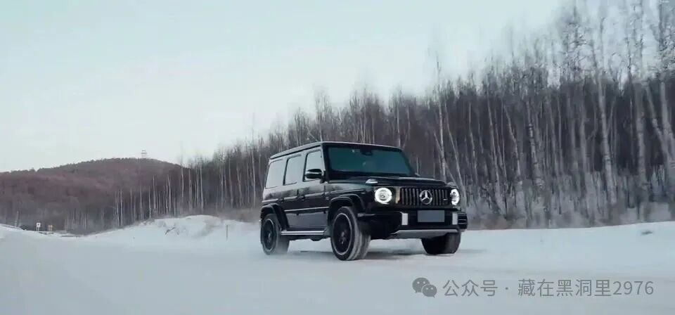 穿西装的暴徒:奔驰AMG G63,泥地王者秒掉超跑的秘密