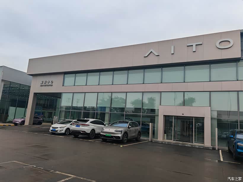 #新锐智慧SUV#别盲目买!问界M6深度试驾