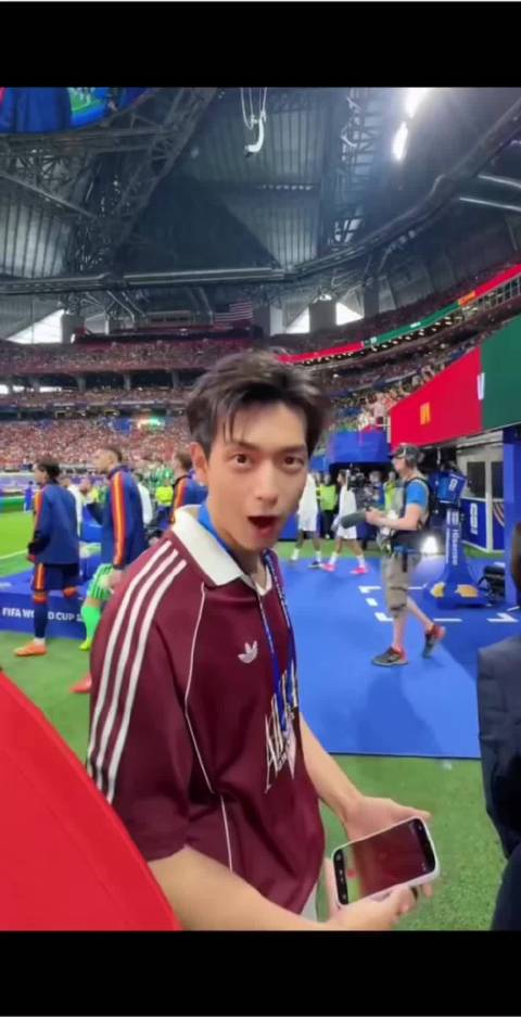 李现激动频发哇哦引热议