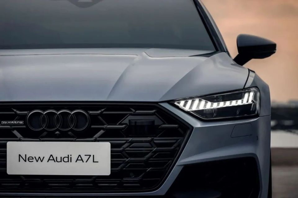 试驾2024款上汽奥迪A7L，是A7三厢还是A6轿跑版？_新闻