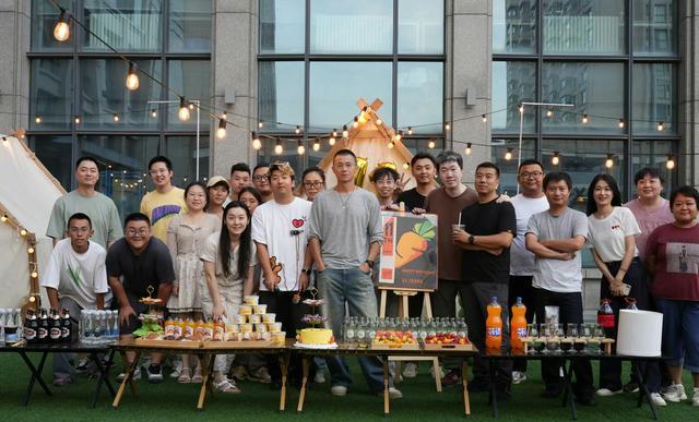 陈震:祝《萝卜报告》11岁生日快乐!网友:还真是按人数交的社保