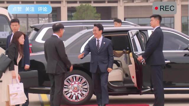 韩国国务总理金民锡离京赴大连访问