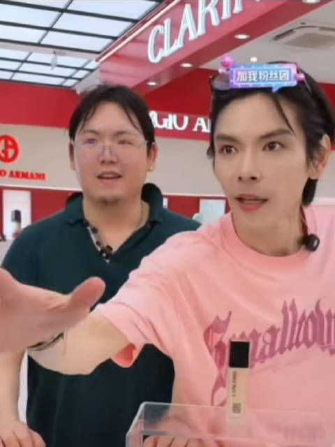 王晶说向佐向佑两兄弟感情非常好