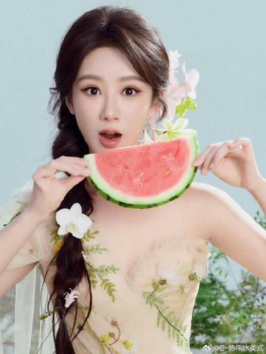 杨紫六月高强度工作，她本人是如何保持良好状态的？