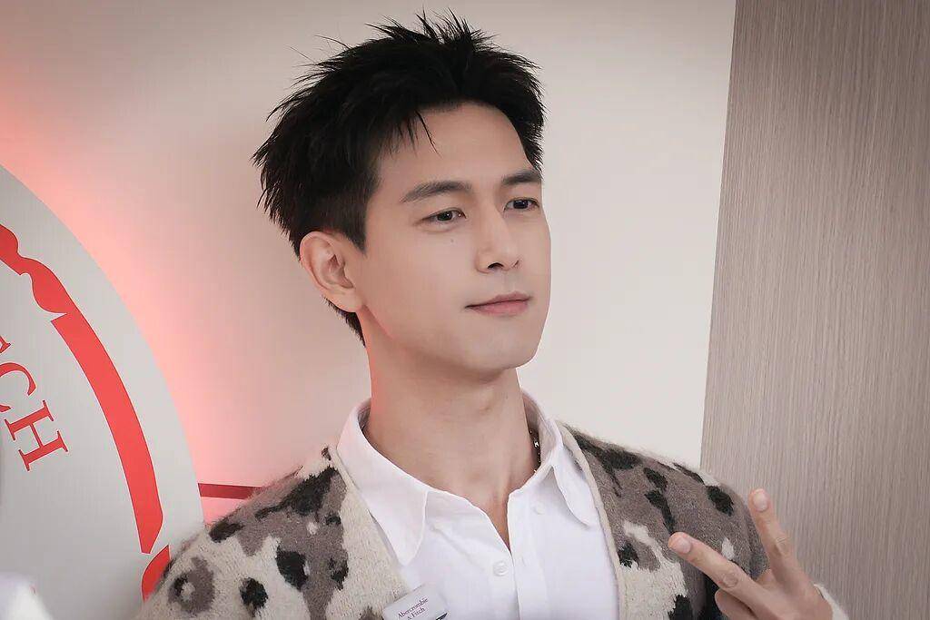 已确认,是演员李现!本人回应