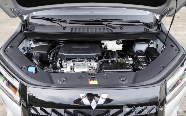 五菱造一辆“MPV”,只售8.78万起,配1.5T,还有6速手动挡