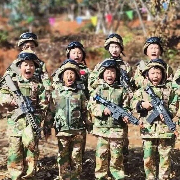 招募丨20人小班军事夏令营 8年品牌值得托付