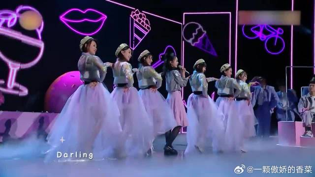 宋轶仙女般下凡，跟郭麒麟合唱《霓虹甜心》，太甜了