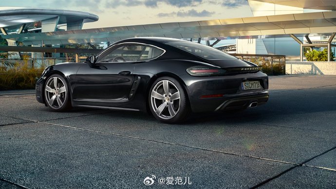 保时捷718跑车系列回归时，会同时推出燃油版和纯电版吗？