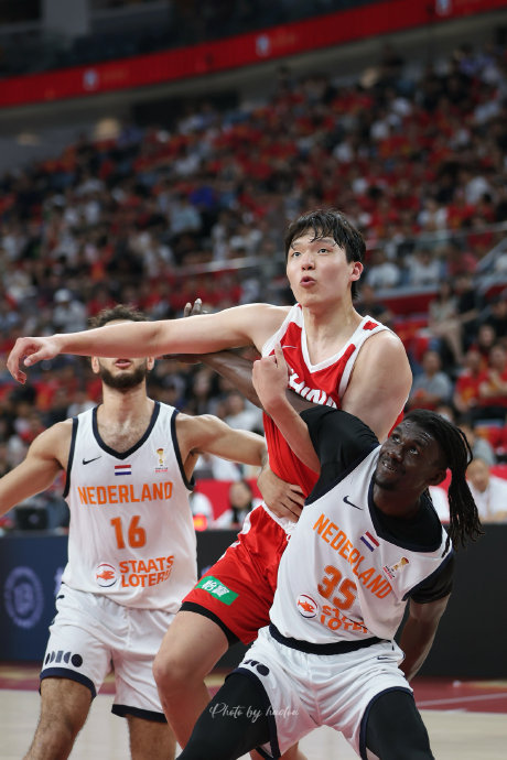 杨瀚森能适配中国男篮当前的战术体系吗