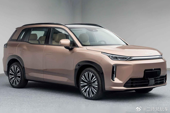 起价10.28万！埃安i60增程版：210km纯电+1240km总续航，值吗？