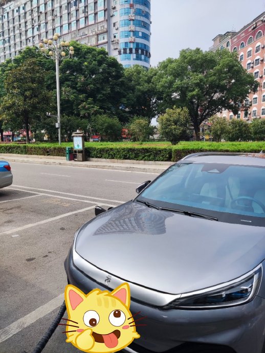 元UP智驾版在高速和城市拥堵路况下的实际驾驶体验如何？