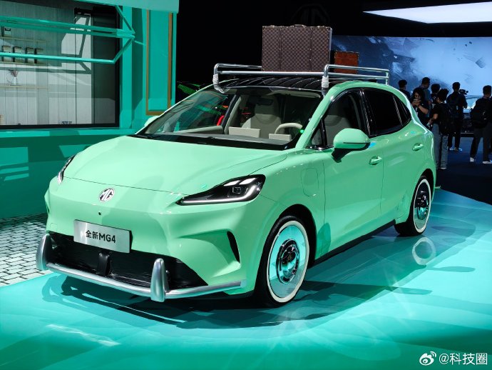 除了电池，2026款MG4还有哪些提升安全和操控的技术亮点？