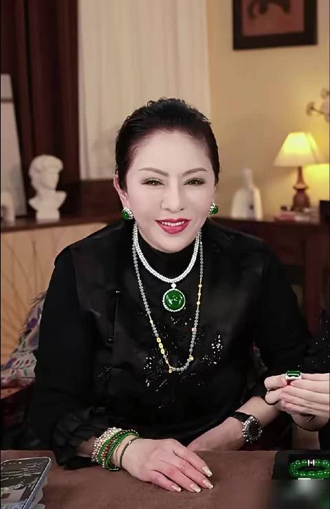 向太曝郭碧婷唯一缺点心太软，赞其不图婆家经济独立