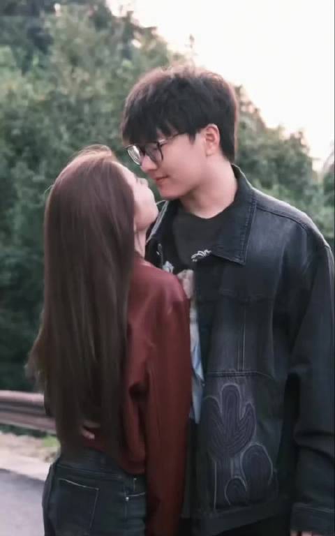 网红陈慧敏夫妇遵从医嘱终止妊娠，静养恢复中