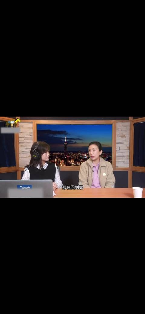被萧敬腾的坚持狠狠打动，萧敬腾老婆说他每天练琴十几个小时，手指都弹坏掉