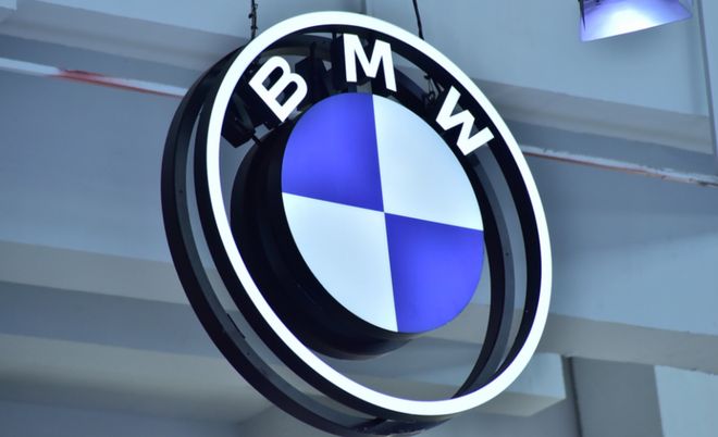宝马的“电动化纠偏”：停产，重来！|新车|bmw|电动车|长轴距|新能源汽车|宝马索伯车队_订阅