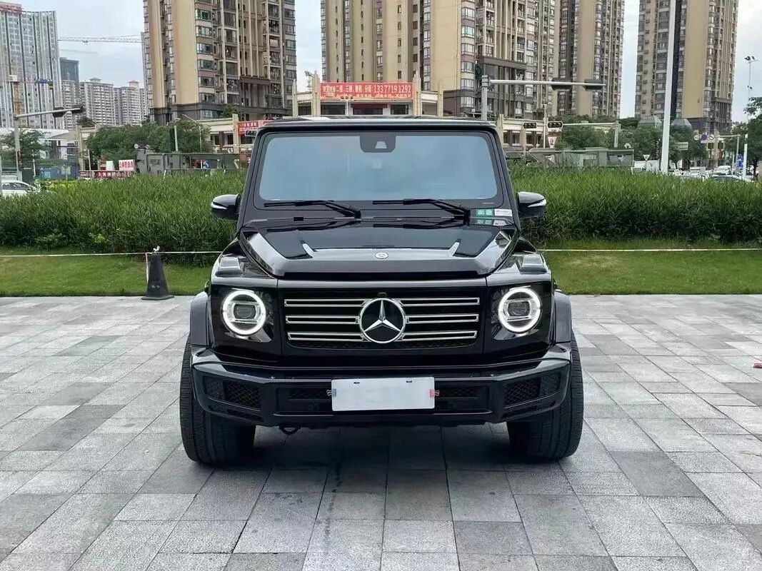 25款奔驰G500欧规顶配现车|天津港平行进口 满配7个包可全国上牌