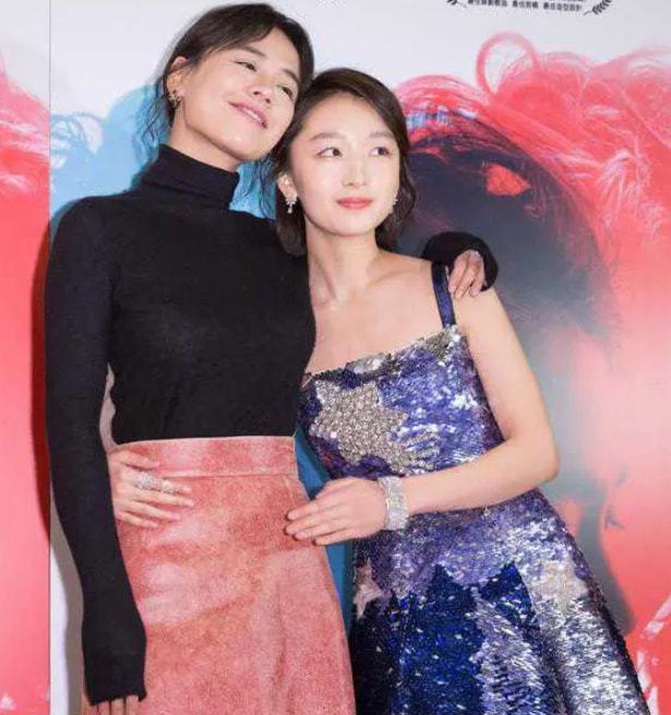 周冬雨为刘昊然P图被吐槽，刘昊然用7个字解开僵局，被赞情商太高