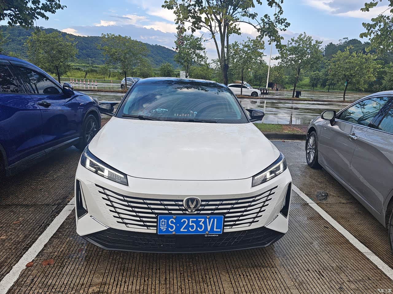 颜值与实用的三代逸动