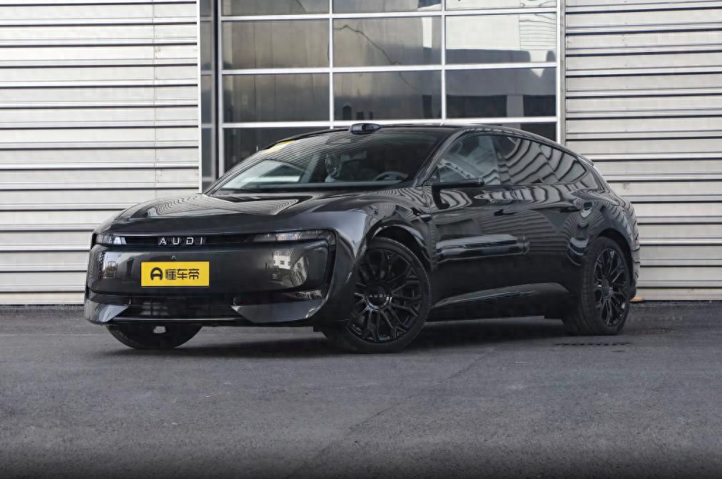 奥迪E5 Sportback先锋型,豪华纯电新体验究竟如何?