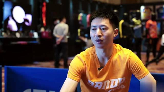方博世青赛四金横扫群雄，战袍换色不改中国红初心