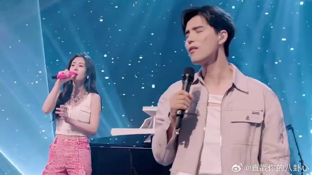 阿云嘎秦霄贤张碧晨同台演唱《安静》，超好听