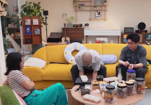 毛不易用音乐治愈人心，拉人逃出心灵阁楼
