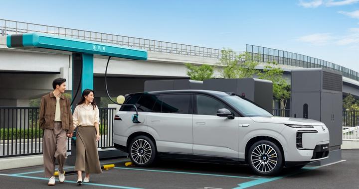 31.98万元~34.98万元，腾势N8L闪充版正式上市