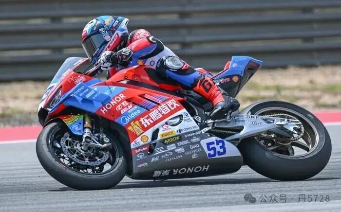 绝杀封神!六冠加冕!张雪机车驰骋WSBK,以中国速度碾压欧美赛场