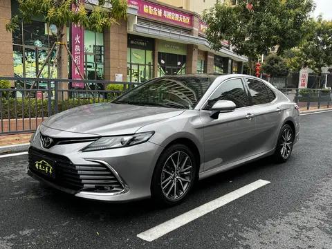 家用舒适之选：2021款丰田凯美瑞，一手车况仅售13.88万