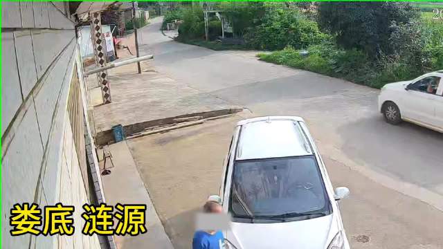 事故发生，头盔又立功