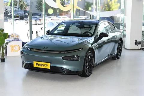 小鹏P7i：276马力+702km续航，配剪刀门，实力表现值得入手吗？