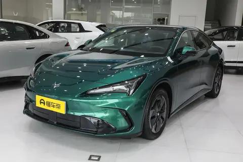 极狐阿尔法 S5,靠长续航智能座舱亲民定价圈粉的纯电家轿