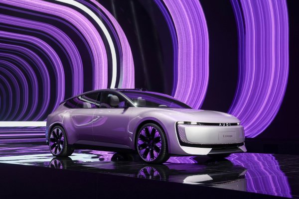 奥迪E7X首款车型E5 去年9月上市