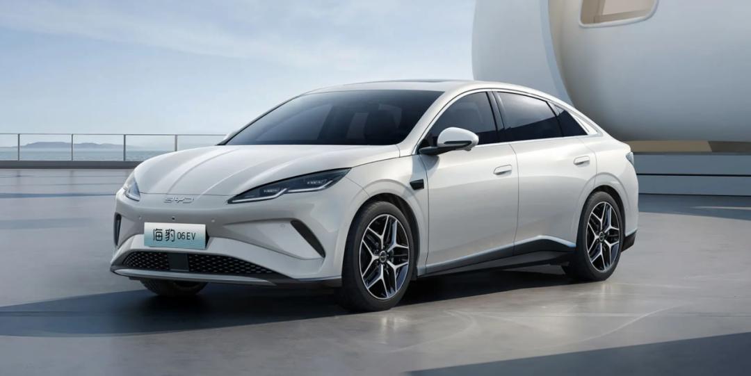 海豹06 EV,选它够踏实