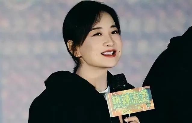 贾玲瘦身百斤后春晚连续缺席 昔日喜剧标签还能留住观众吗