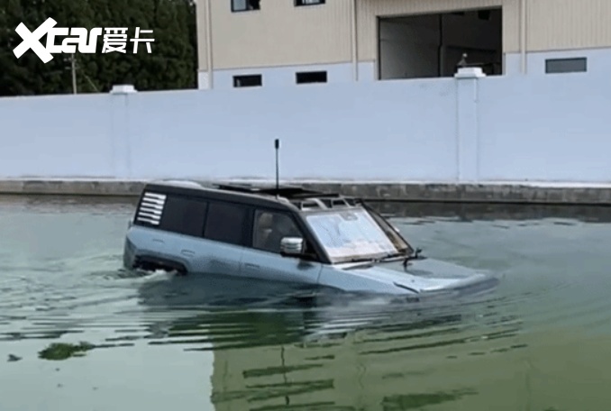 仰望U8应急浮水全系标配:自动触发、30分钟车内无积水-爱卡汽车爱咖号