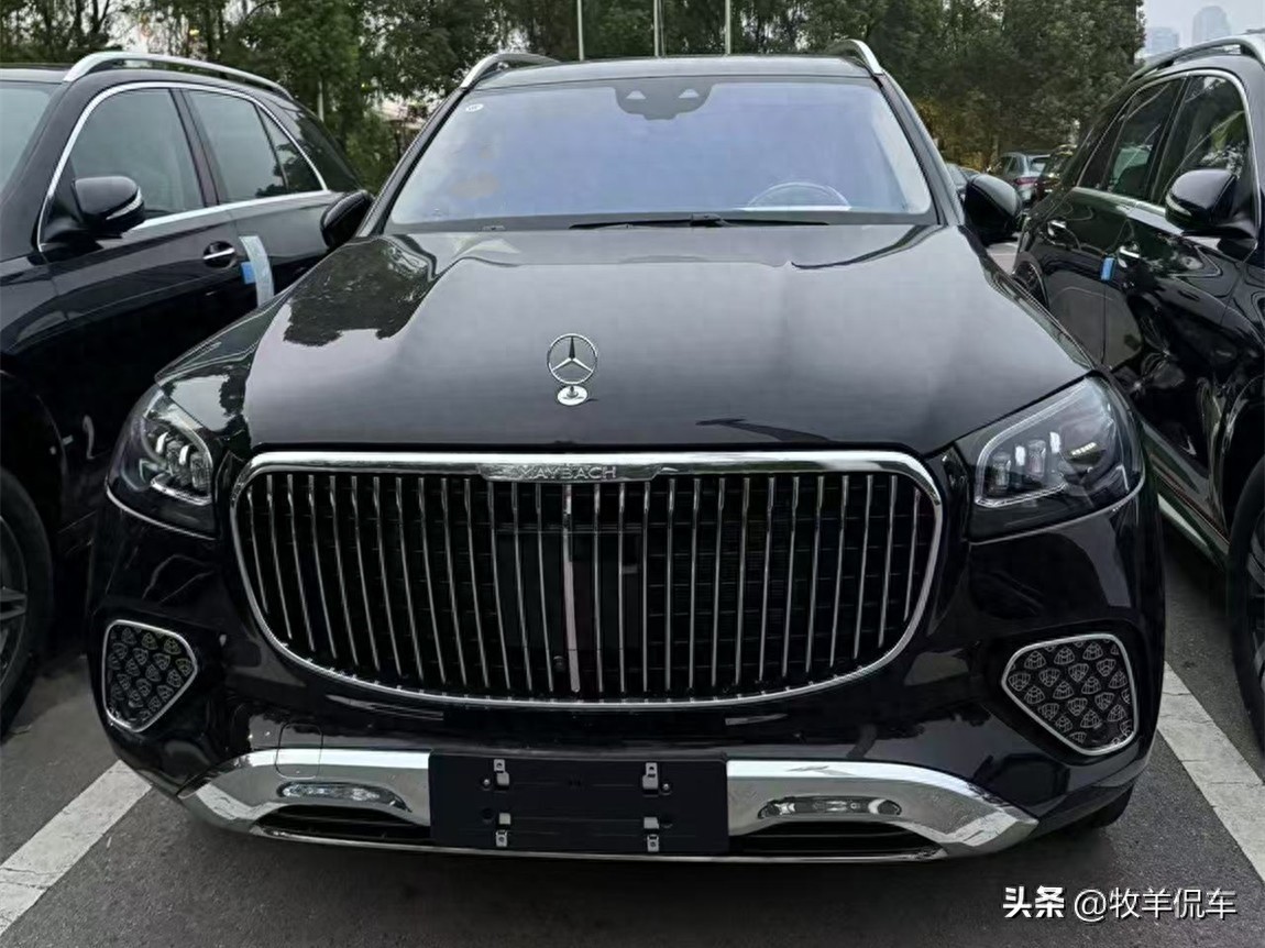 同为4.0TV8的宾利添越和迈巴赫GLS600落地相差不多,你会怎么选?