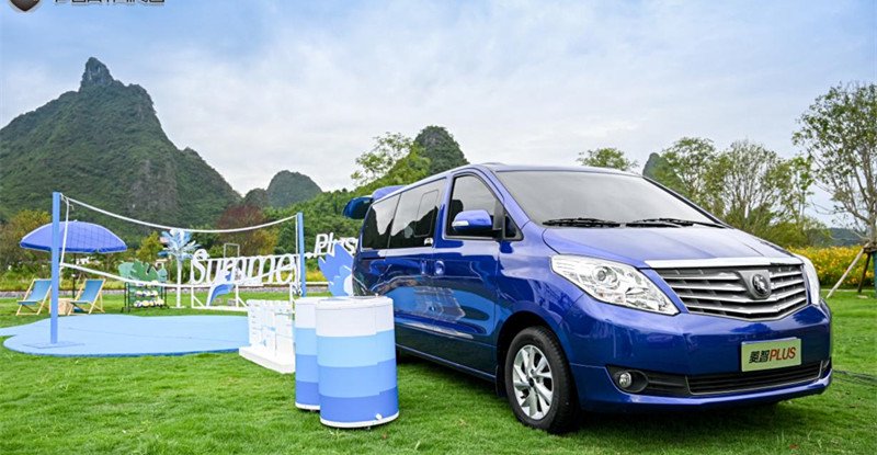 拥有7、9座布局，东风风行推出了一款旅行版MPV | 新车