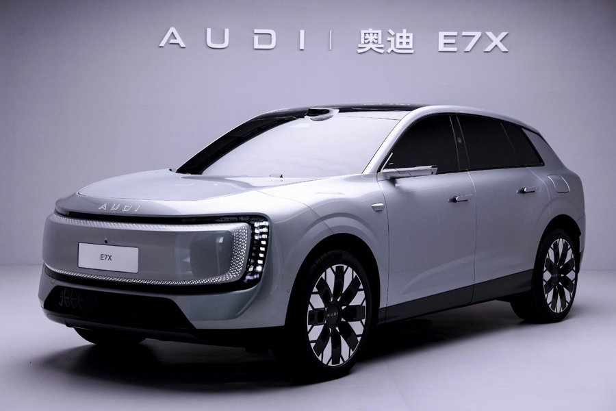 上汽奥迪E7X开启百城万人交付_上观新闻