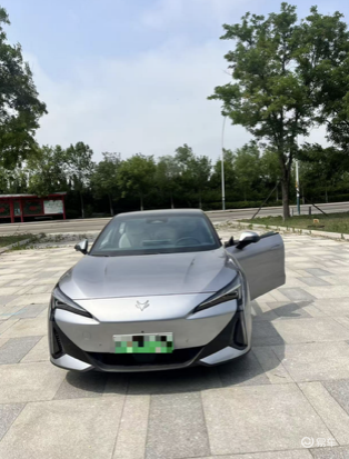 极狐全新阿尔法S5聚焦高效出行:纯电续航720km