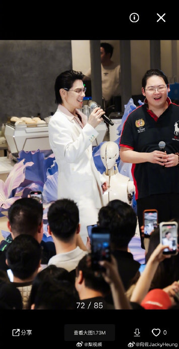 向太会帮向佑进入娱乐圈发展吗？