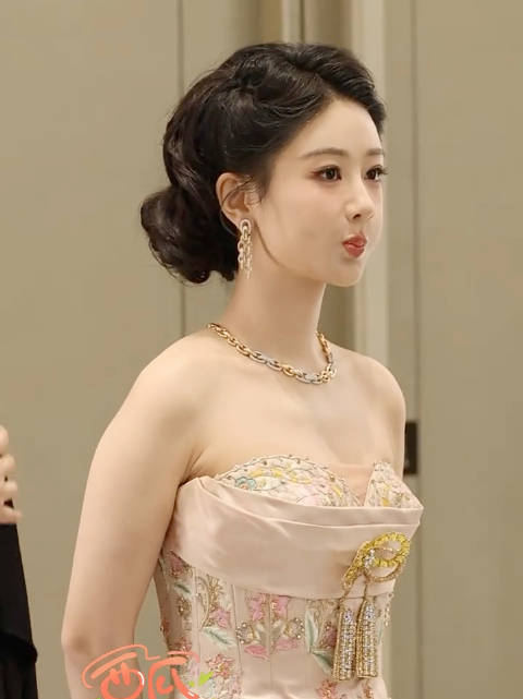 杨紫谈演戏初心，称想演好戏当个好演员