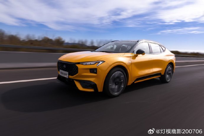 2026款蒙迪欧2.0T 15万起入门即高配