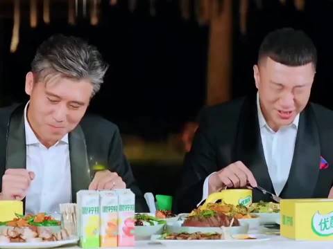 秦岚调侃林一抢饭碗，两人互动反差感拉满