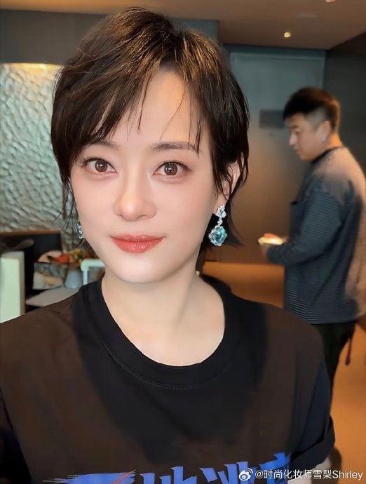 孙俪换化妆师金鹤龙，旧妆三大硬伤全解决